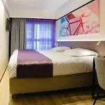 Ostend Hotel