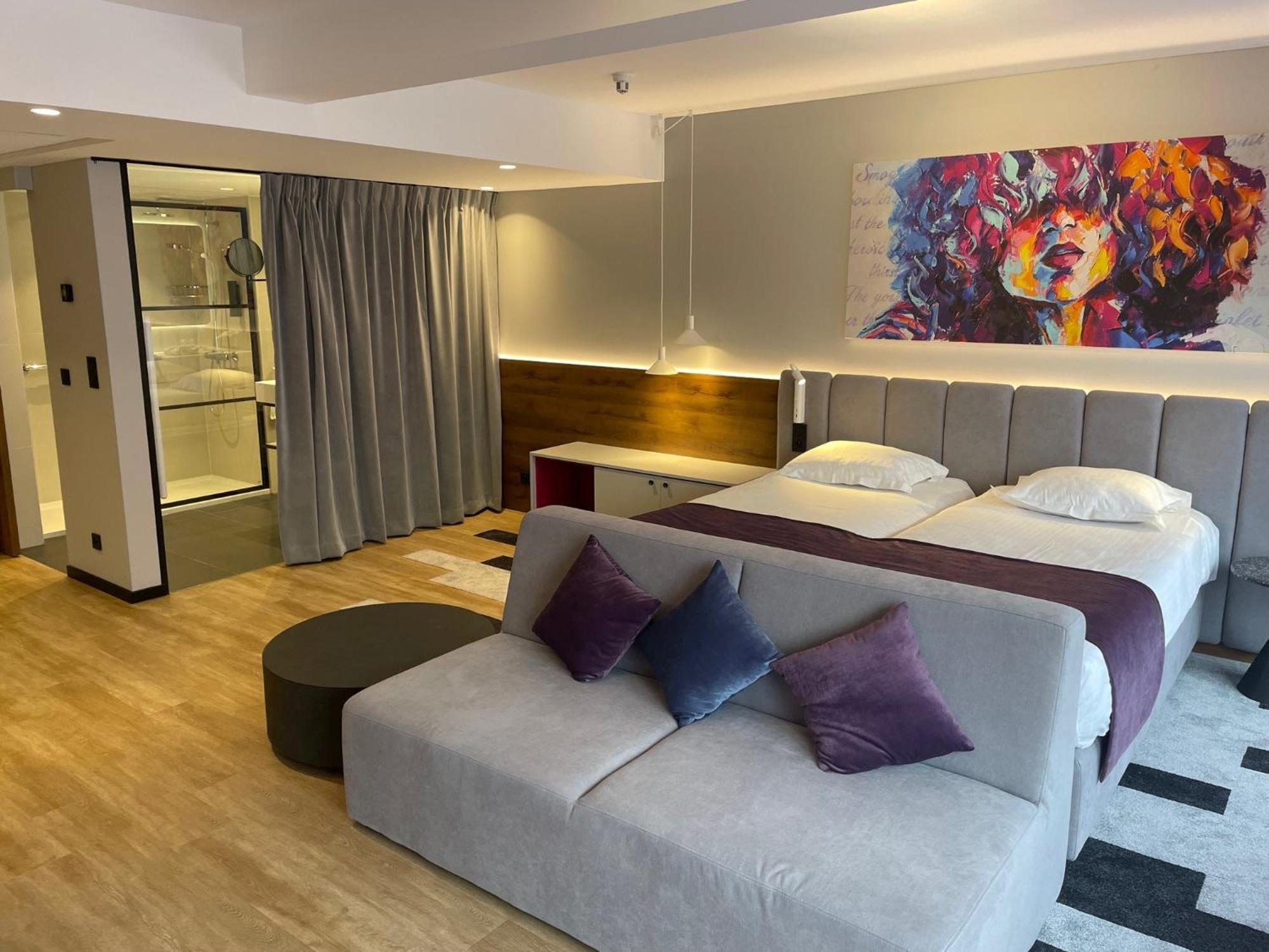 Ostend Hotel Hotel