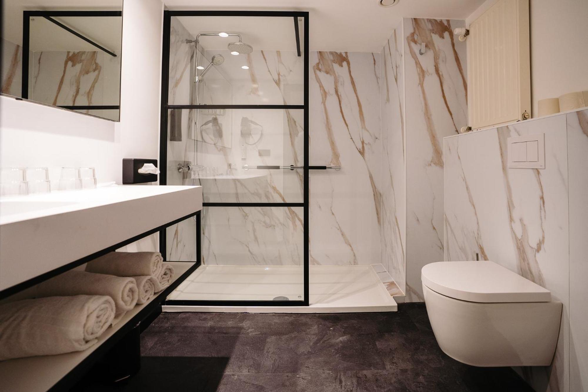 Ostend Hotel